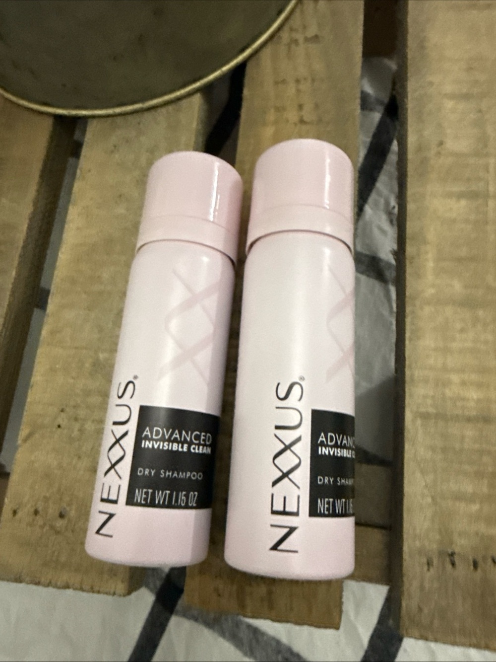 Nexxus  Advanced invisible clean Dry Shampoo Spray Duo.